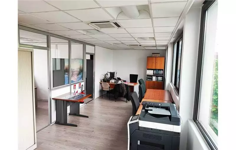 Location de bureau de 85 m² à Joinville-le-Pont - 94340