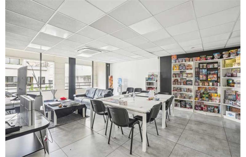 Location de bureau de 220 m² à Levallois-Perret - 92300 photo - 1