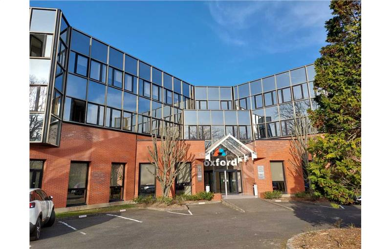 Location de bureau de 921 m² à Montigny-le-Bretonneux - 78180 photo - 1