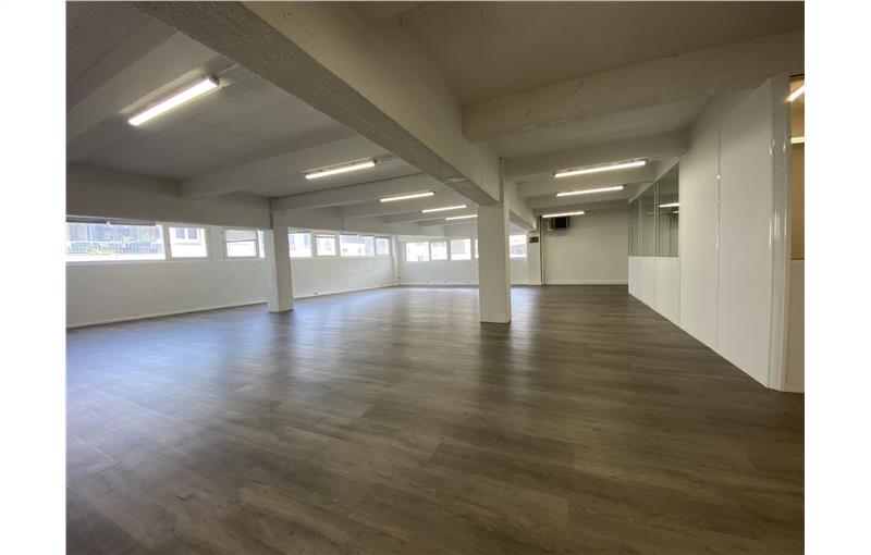 Location de bureau de 734 m² à Montreuil - 93100 photo - 1