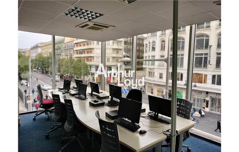 Location de bureau de 327 m² à Nice - 06000 photo - 1