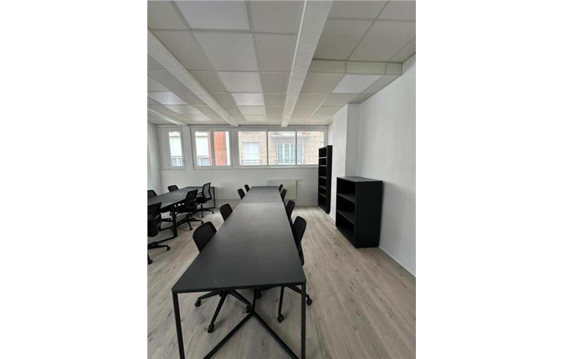 Location de bureau de 142 m² à Paris 11 - 75011 photo - 1