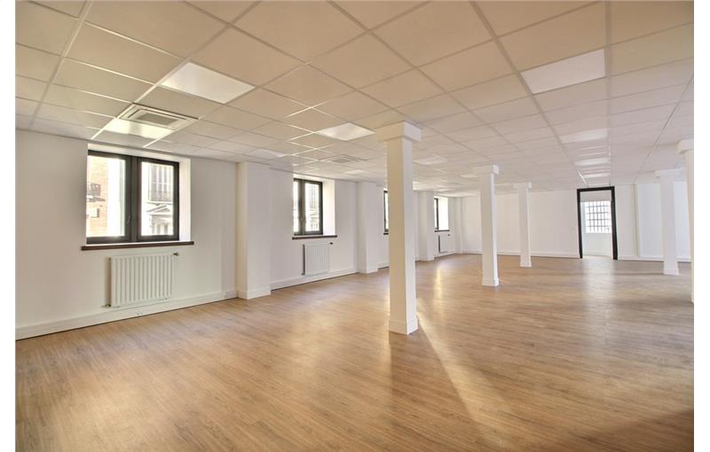 Location de bureau de 191 m² à Paris 12 - 75012 photo - 1