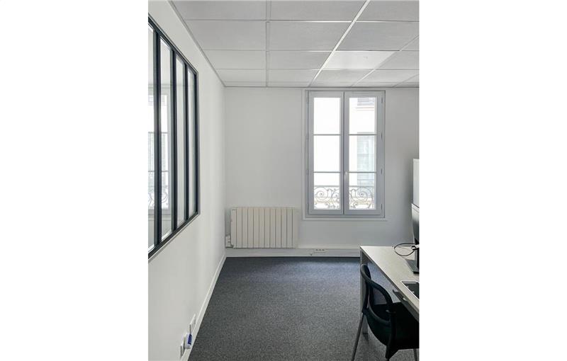 Location de bureau de 318 m² à Paris 3 - 75003 photo - 1