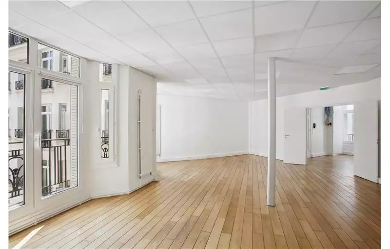 Location de bureau de 92 m² à Paris 8 - 75008