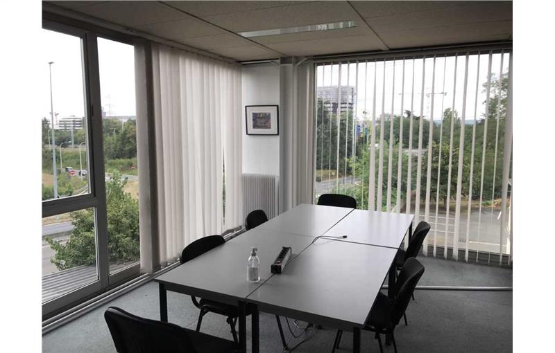 Location de bureau de 494 m² à Pontoise - 95300 photo - 1