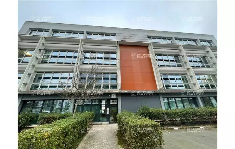 Location de bureau de 328 m² à Rennes - 35000
