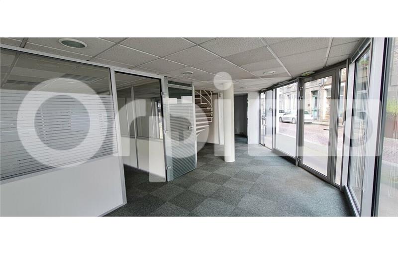 Location de bureau de 209 m² à Saint-Brieuc - 22000 photo - 1