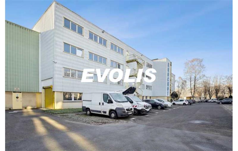 Location de bureau de 951 m² à Tremblay-en-France - 93290 photo - 1