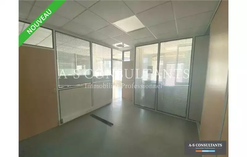 Location de bureau de 160 m² à Valence - 26000