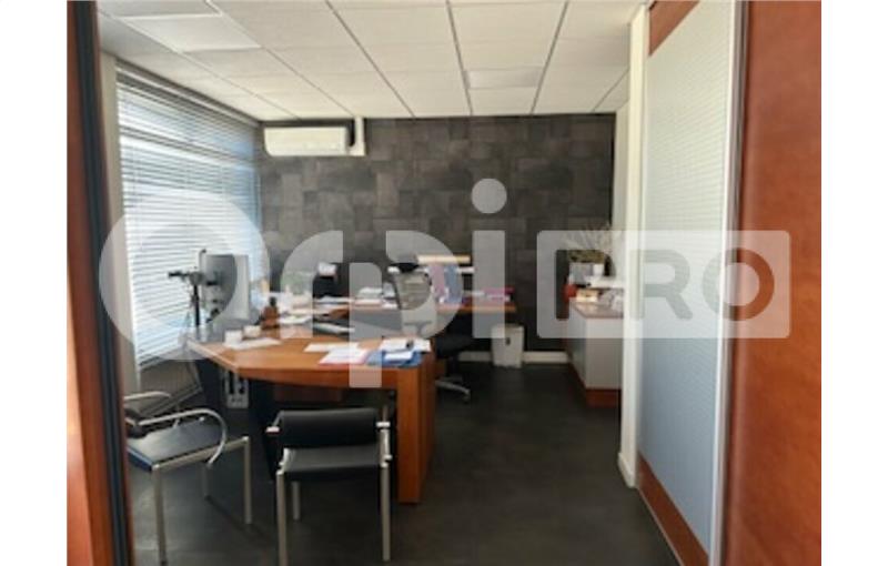 Location de bureau de 227 m² à Villefranche-sur-Saône - 69400 photo - 1