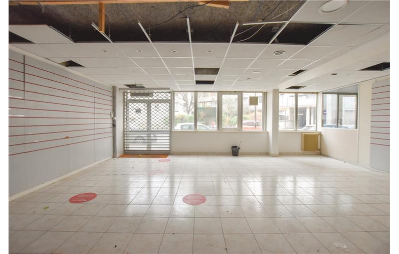 Location de local commercial de 294 m² à Boulogne-Billancourt - 92100 photo - 1