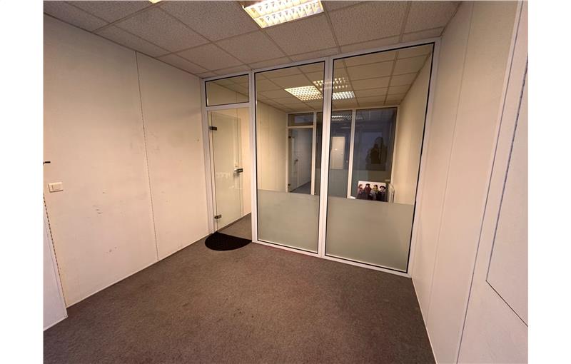 Location de local commercial de 36 m² à Boulogne-Billancourt - 92100 photo - 1