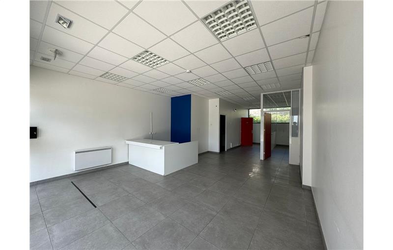 Location de local commercial de 75 m² à Fresnes - 94260 photo - 1