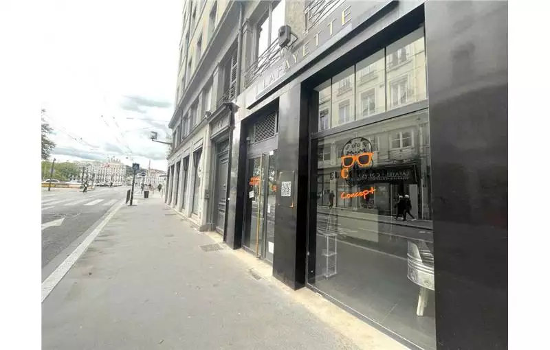 Location de local commercial de 41 m² à Lyon 6 - 69006