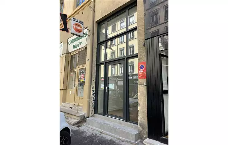 Location de local commercial de 49 m² à Lyon 6 - 69006