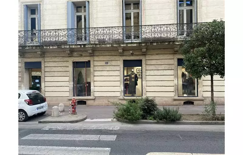 Location de local commercial de 331 m² à Montpellier - 34000