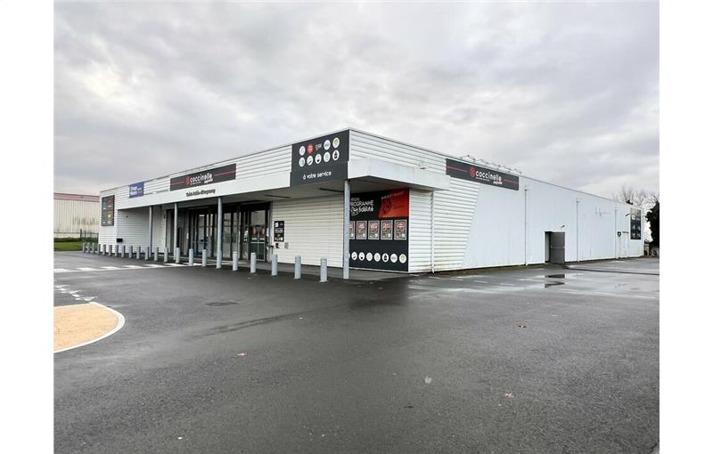 Location de local commercial de 468 m² à Ouistreham - 14150 photo - 1