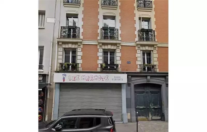 Location de local commercial de 46 m² à Paris 10 - 75010