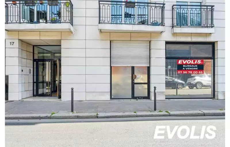 Location de local commercial de 211 m² à Paris 15 - 75015