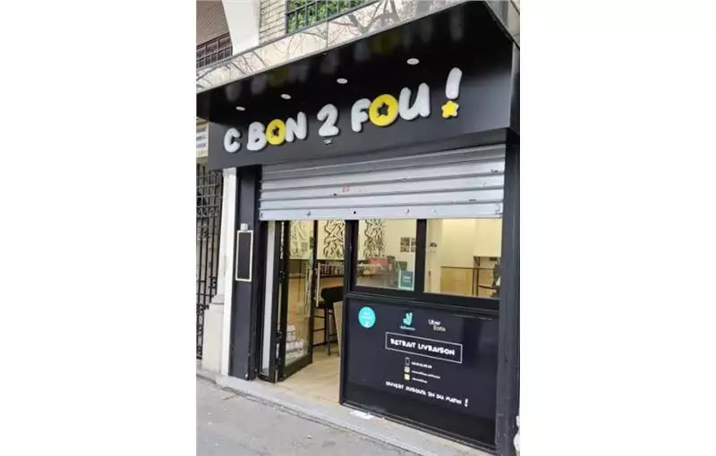 Location de local commercial de 32 m² à Paris 15 - 75015