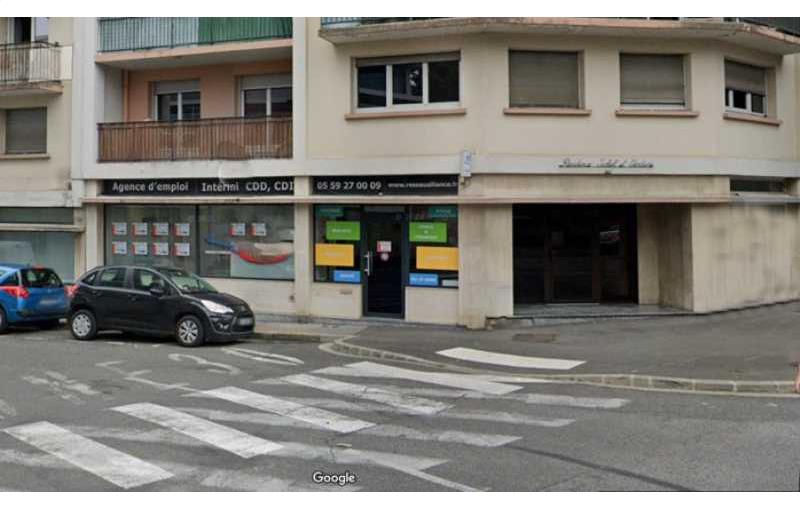 Location de local commercial de 88 m² à Pau - 64000 photo - 1