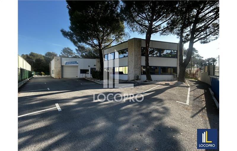 Location d'entrepôt de 817 m² à Antibes - 06600 photo - 1