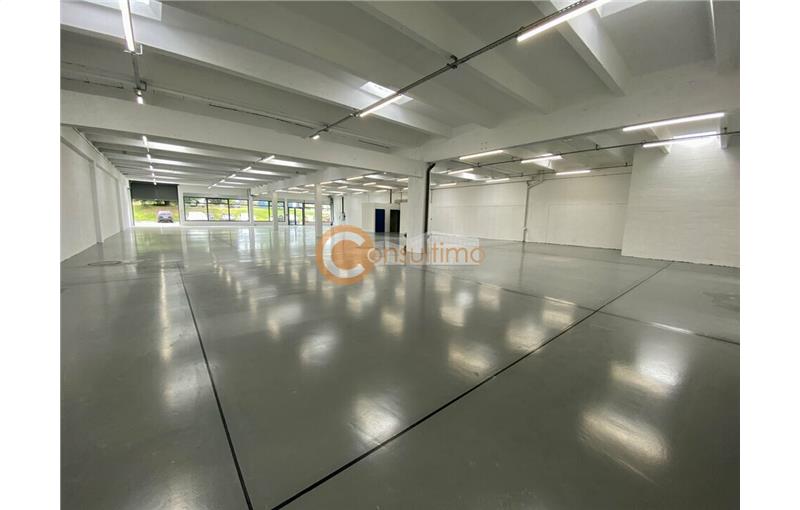 Location d'entrepôt de 720 m² à Artigues-près-Bordeaux - 33370 photo - 1