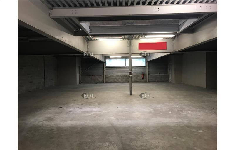 Location d'entrepôt de 330 m² à Aubagne - 13400 photo - 1