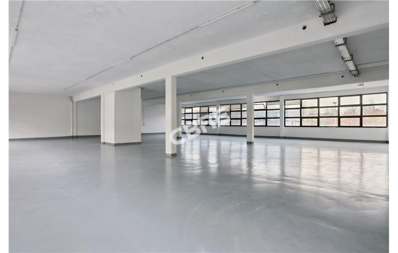 Location d'entrepôt de 939 m² à Bagnolet - 93170 photo - 1