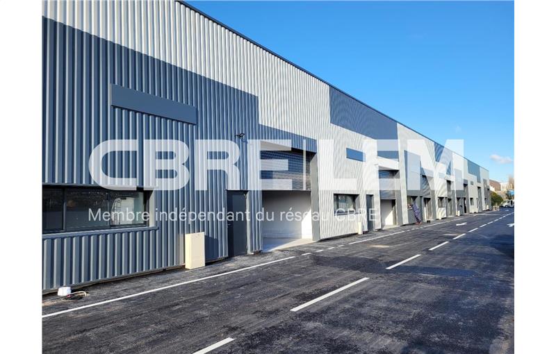 Location d'entrepôt de 252 m² à Bapeaume-les-rouen - 76380 photo - 1