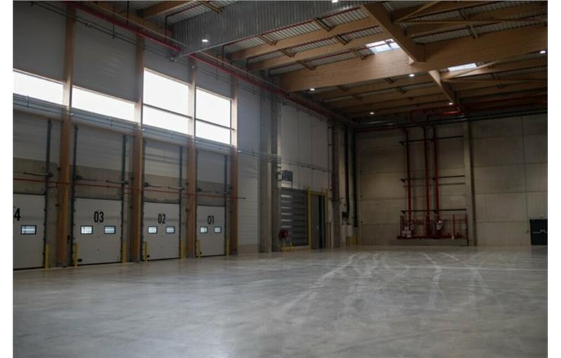 Location d'entrepôt de 20 000 m² à Beauvais - 60000 photo - 1