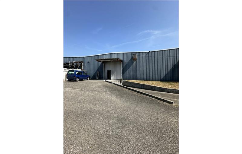 Location d'entrepôt de 840 m² à Bègles - 33130 photo - 1