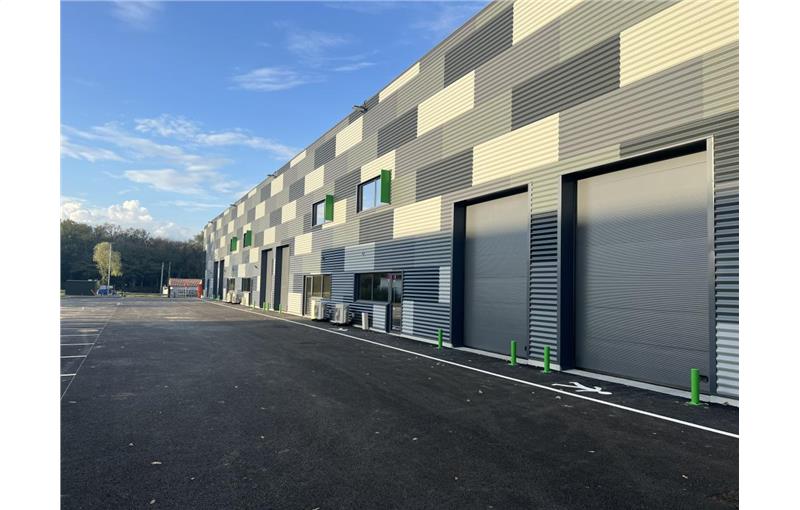 Location d'entrepôt de 256 m² à Bordeaux - 33000 photo - 1