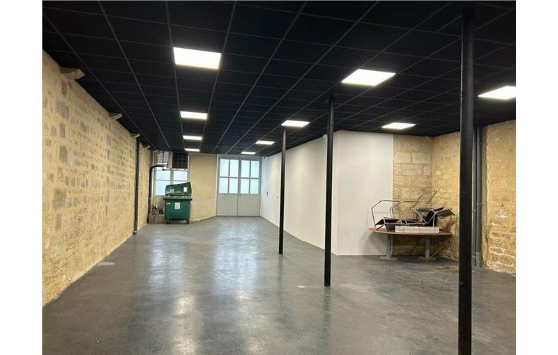 Location d'entrepôt de 250 m² à Bordeaux - 33000 photo - 1