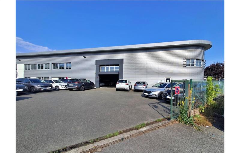 Location d'entrepôt de 959 m² à Bouguenais - 44340 photo - 1