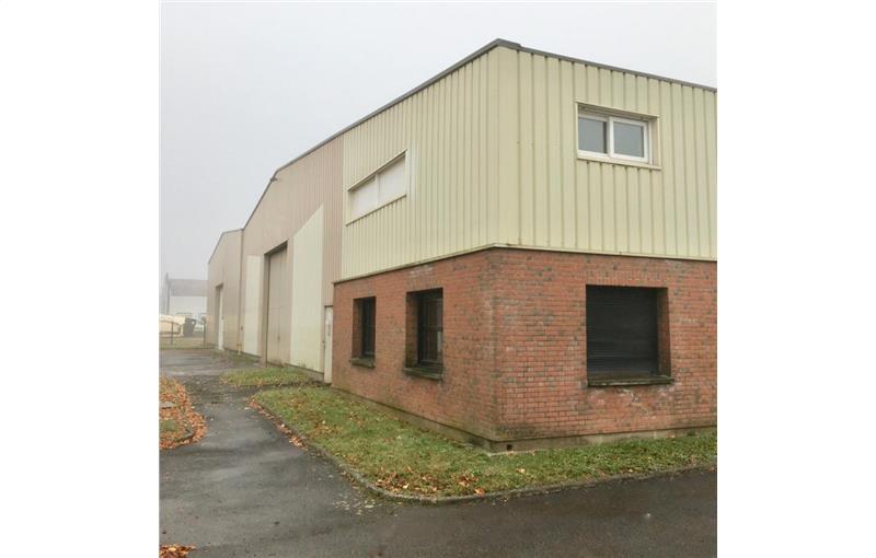 Location d'entrepôt de 2 286 m² à Bouzincourt - 80300 photo - 1