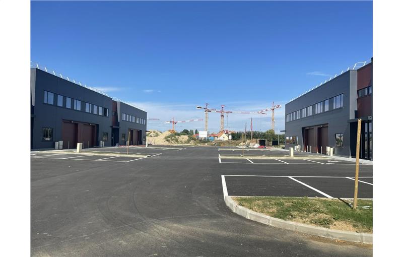 Location d'entrepôt de 1 586 m² à Brétigny-sur-Orge - 91220 photo - 1