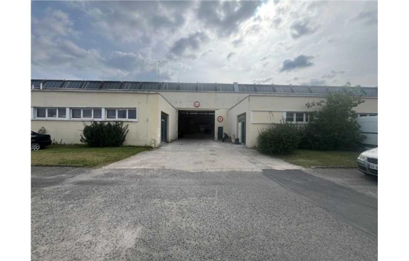 Location d'entrepôt de 68 m² à Brières-les-Scellés - 91150 photo - 1