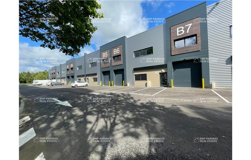 Location d'entrepôt de 1 374 m² à Bussy-Saint-Georges - 77600 photo - 1