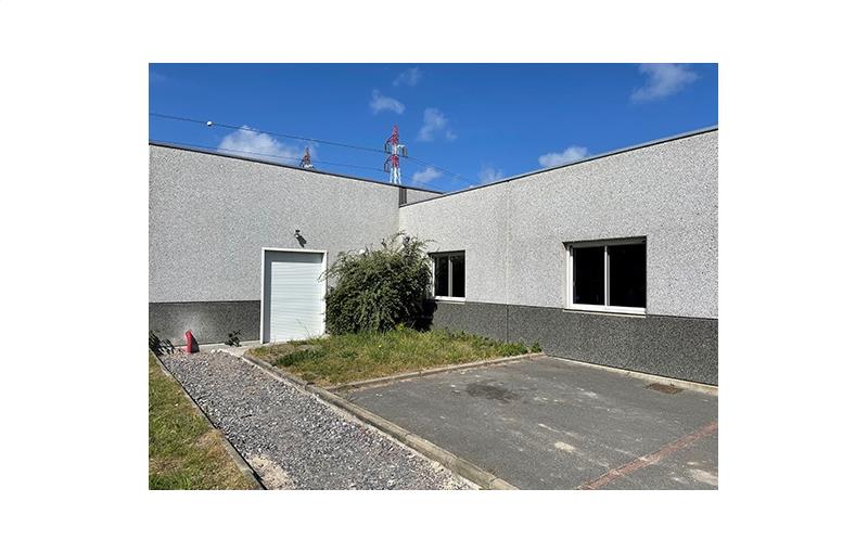 Location d'entrepôt de 152 m² à Calais - 62100 photo - 1