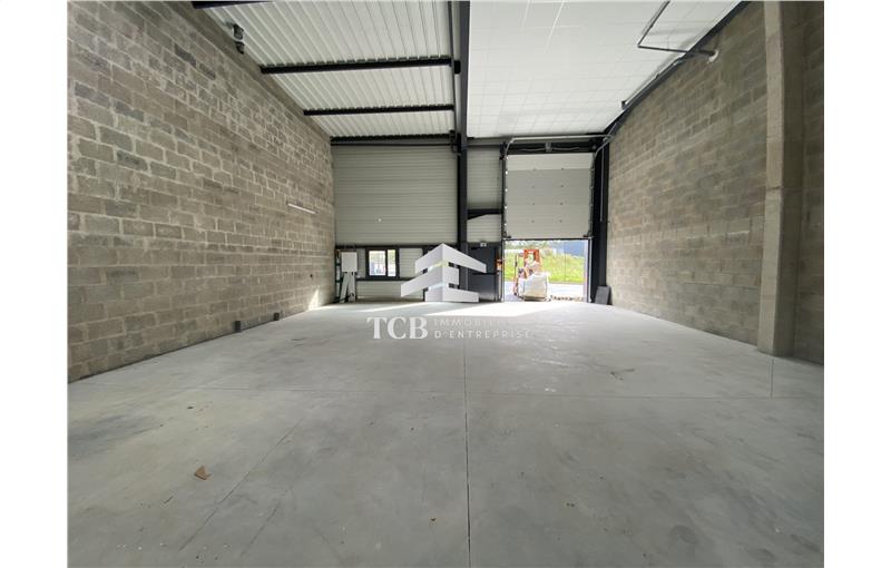 Location d'entrepôt de 127 m² à Campbon - 44750 photo - 1