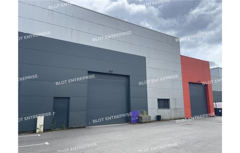 Location d'entrepôt de 386 m² à Caudan - 56850 photo - 1