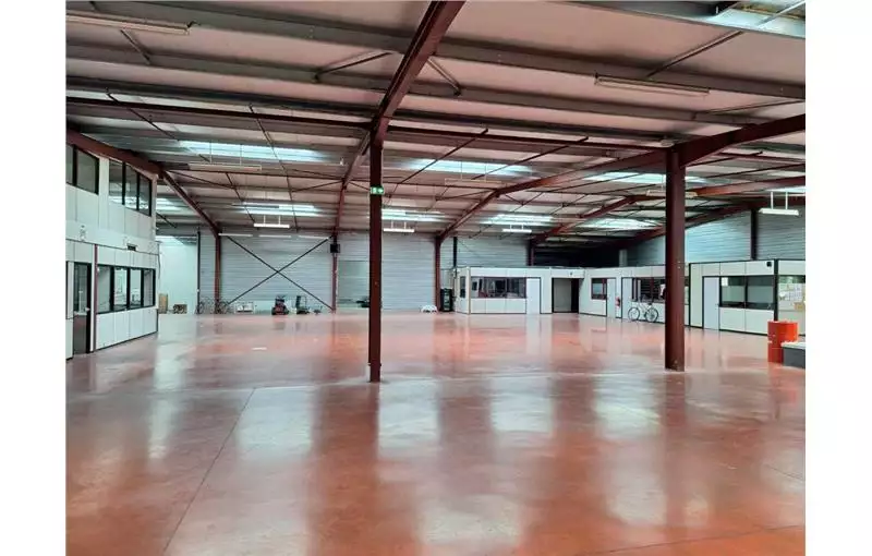 Location d'entrepôt de 1315 m² à Cestas - 33610