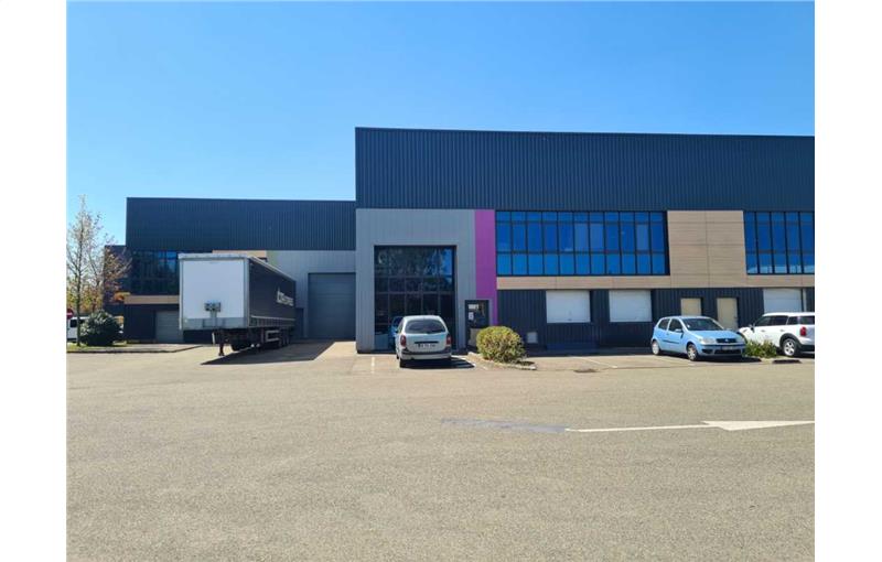 Location d'entrepôt de 250 m² à Chartres - 28000 photo - 1