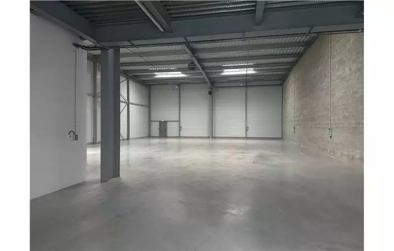 Location d'entrepôt de 543 m² à Créteil - 94000