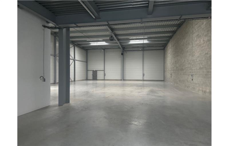 Location d'entrepôt de 641 m² à Créteil - 94000 photo - 1