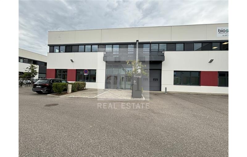 Location d'entrepôt de 753 m² à Dardilly - 69570 photo - 1