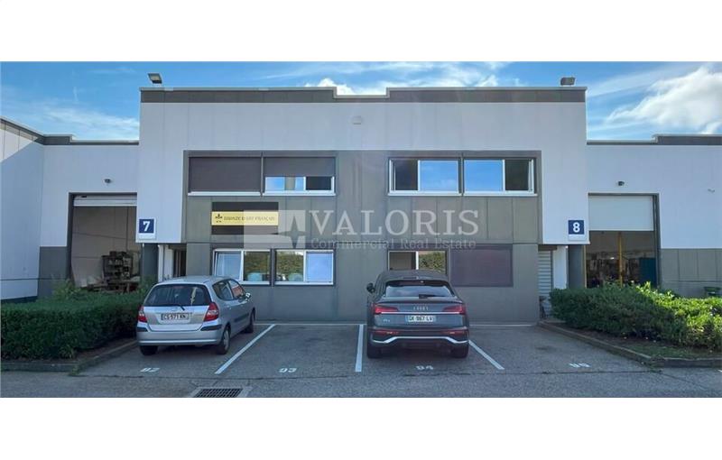 Location d'entrepôt de 887 m² à Décines-Charpieu - 69150 photo - 1