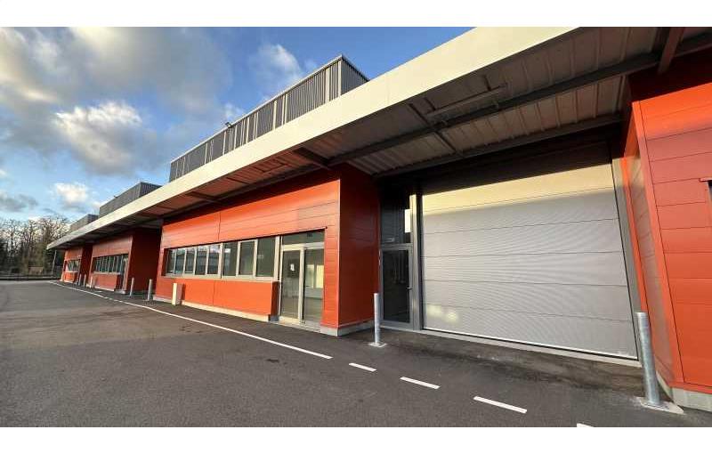 Location d'entrepôt de 736 m² à Eschau - 67114 photo - 1